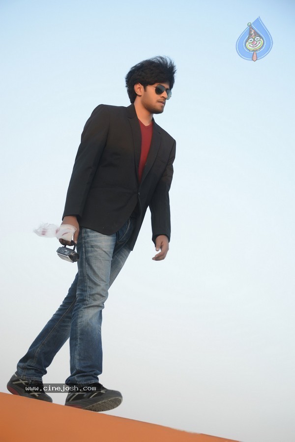 Kiraak Movie New Stills - 21 / 40 photos