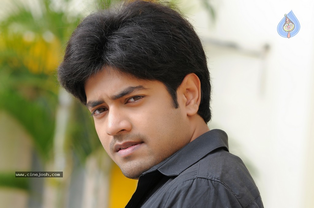 Kiraak Movie New Stills - 7 / 9 photos