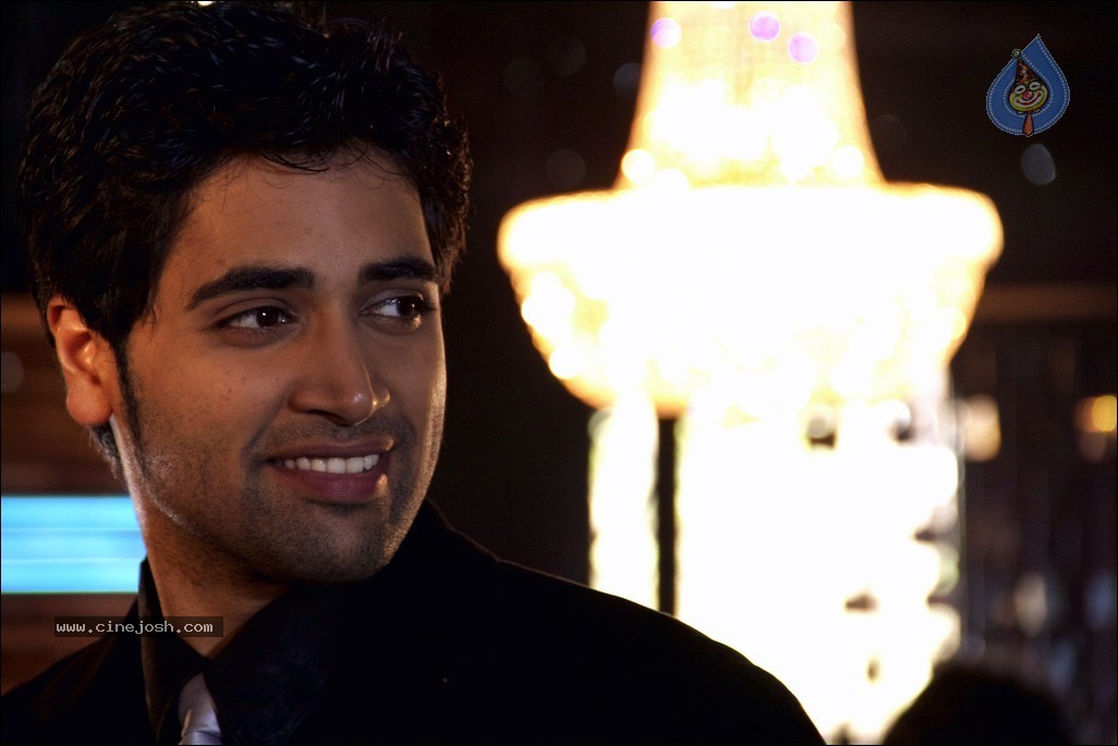 Kiss Movie New Pics - 2 / 8 photos