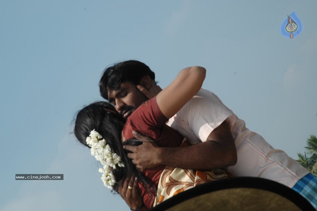 Korathandavam Tamil Movie Stills - 29 / 69 photos