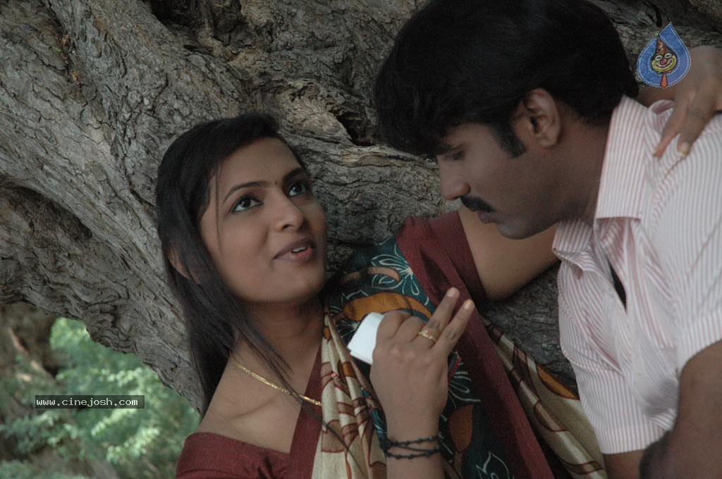 Korathandavam Tamil Movie Stills - 37 / 69 photos