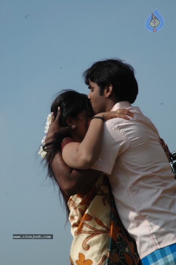 Korathandavam Tamil Movie Stills - 67 / 69 photos