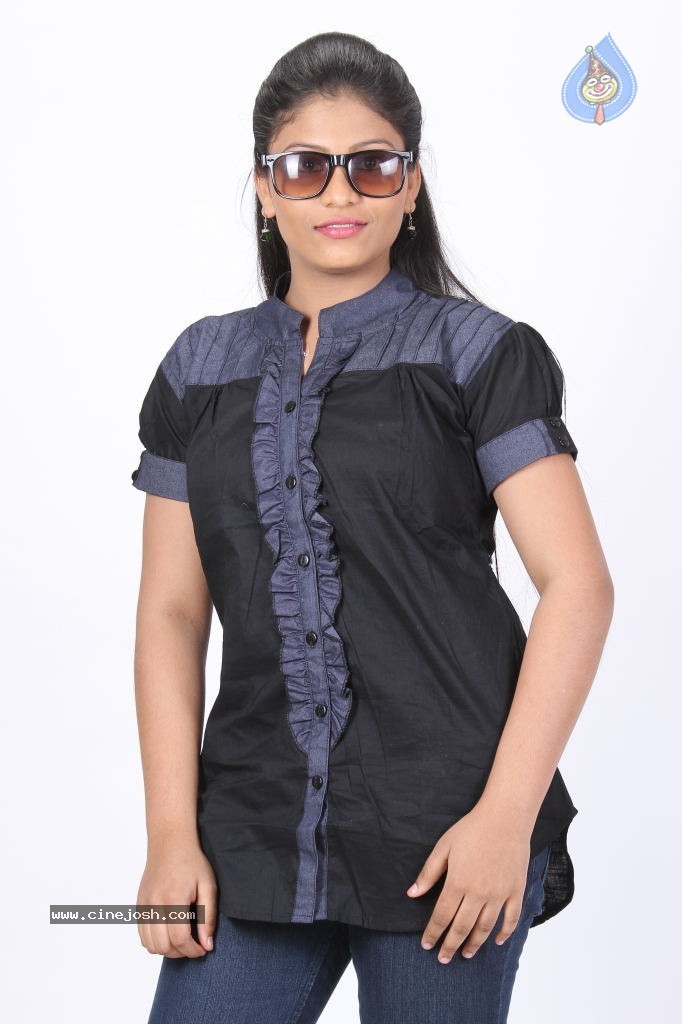 Kothaga Rekkalochena Stills n Walls - 9 / 49 photos