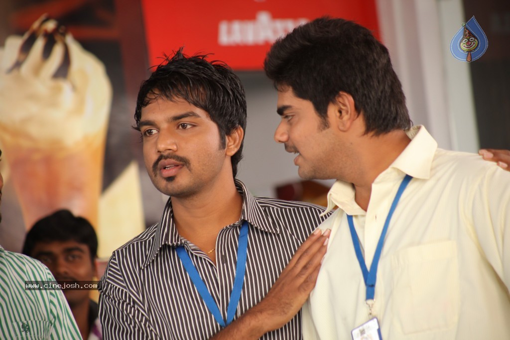 Kothoka Vintha Movie Stills - 21 / 51 photos