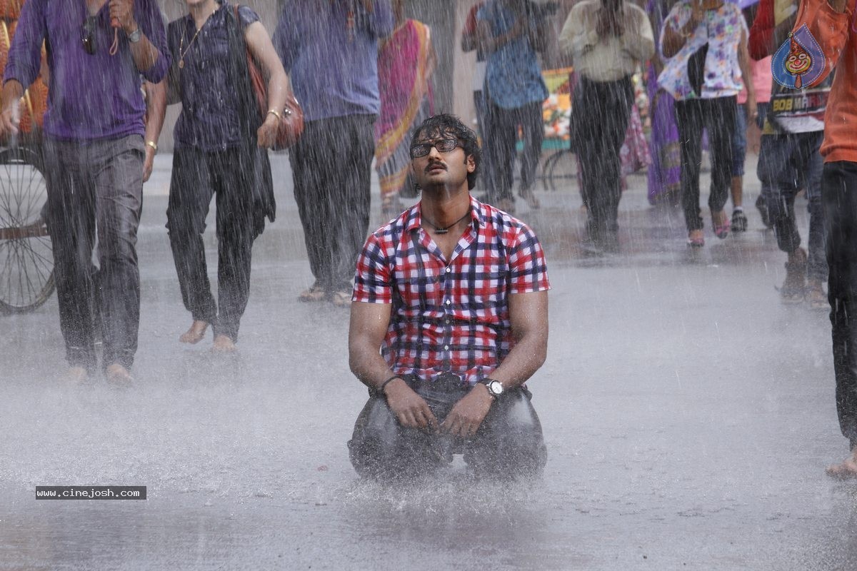 Krishnamma Kalipindi Iddarini Movie Stills - 3 / 30 photos