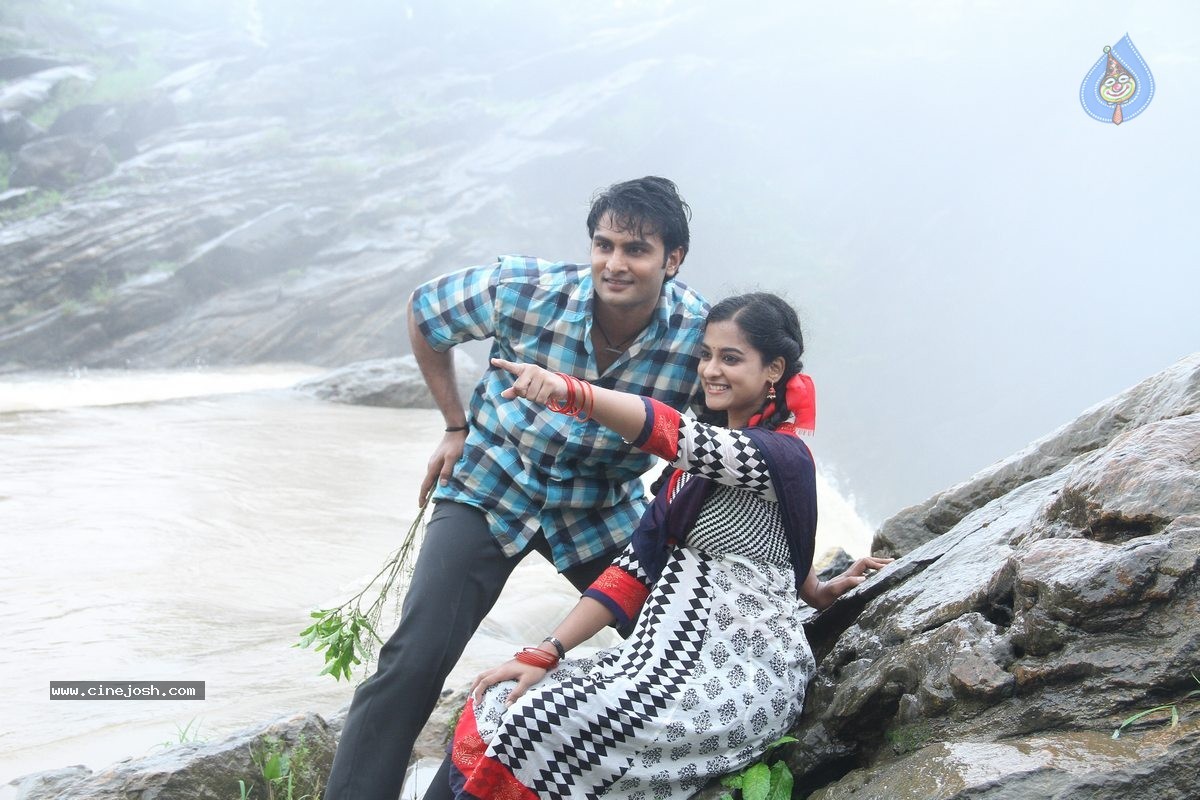 Krishnamma Kalipindi Iddarini Movie Stills - 7 / 30 photos