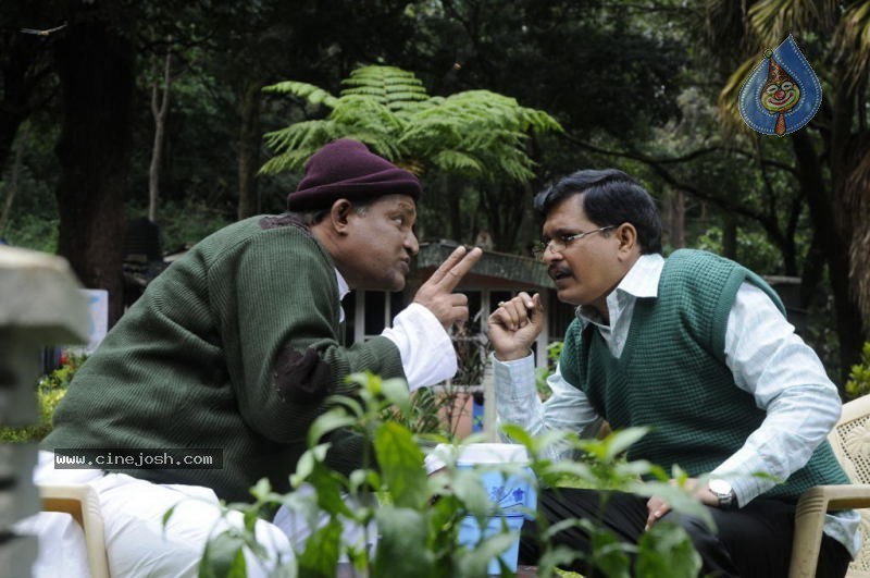 Kudirithe Kappu Coffee Movie Stills - 5 / 14 photos