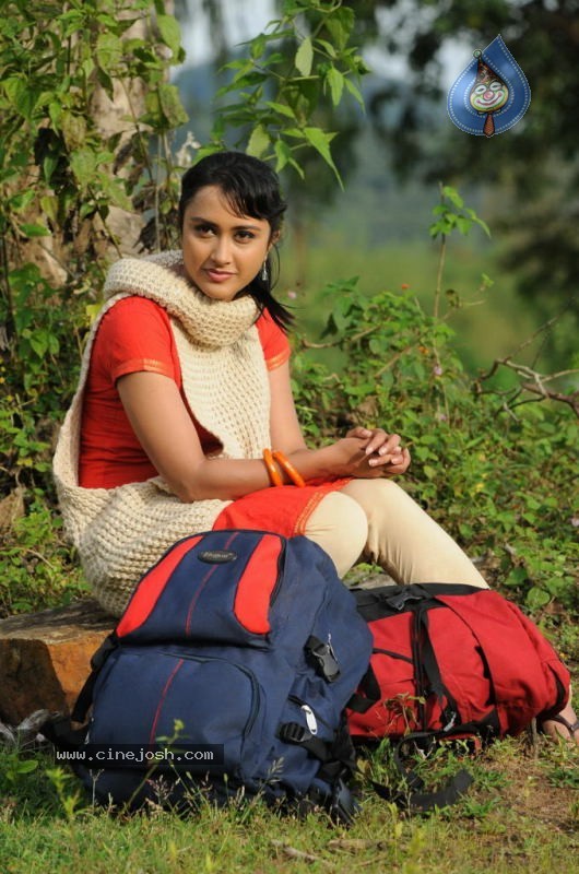 Kudirithe Kappu Coffee Movie Stills - 12 / 14 photos