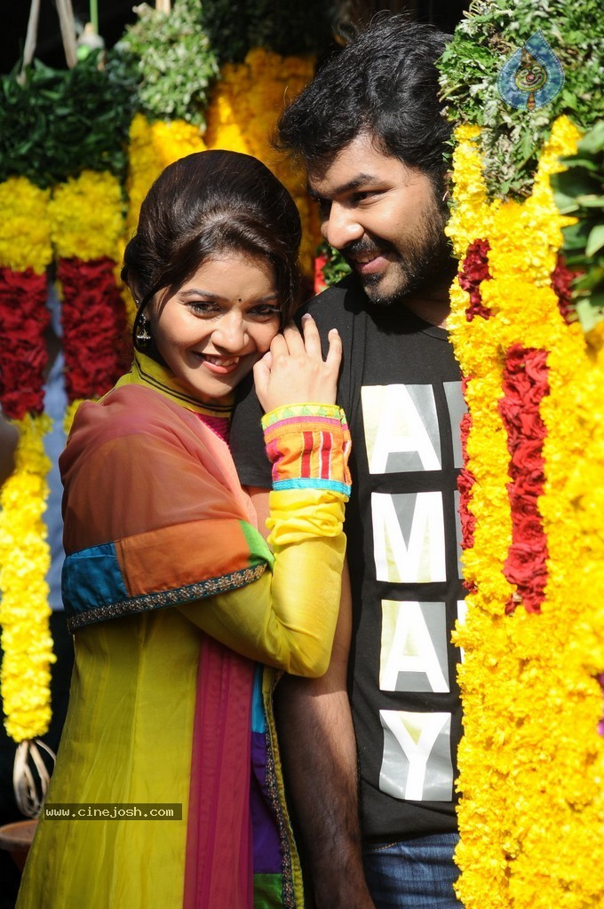 Kulfi New Stills - 21 / 24 photos