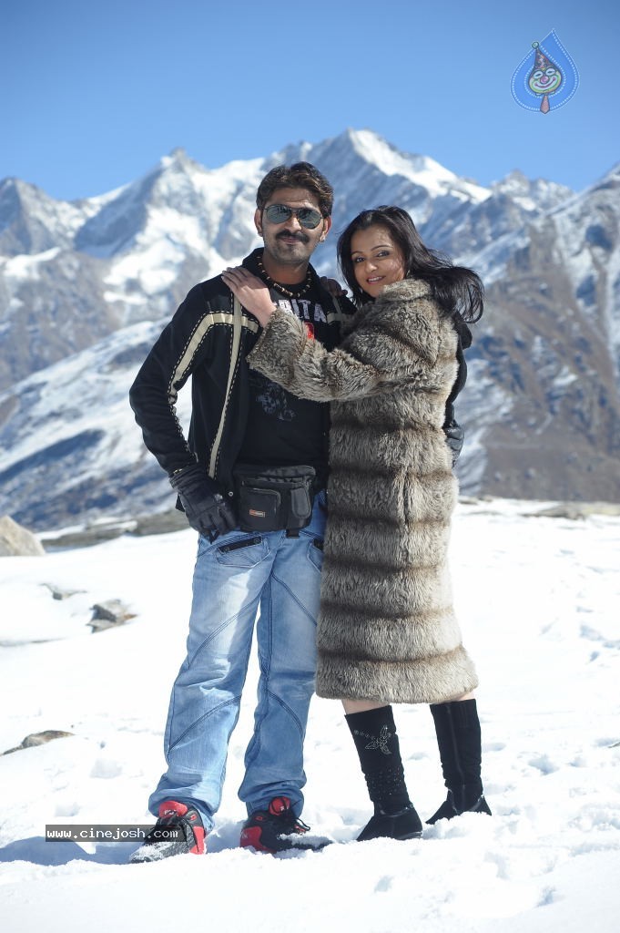 Kulumanali Movie Latest Stills - 15 / 83 photos