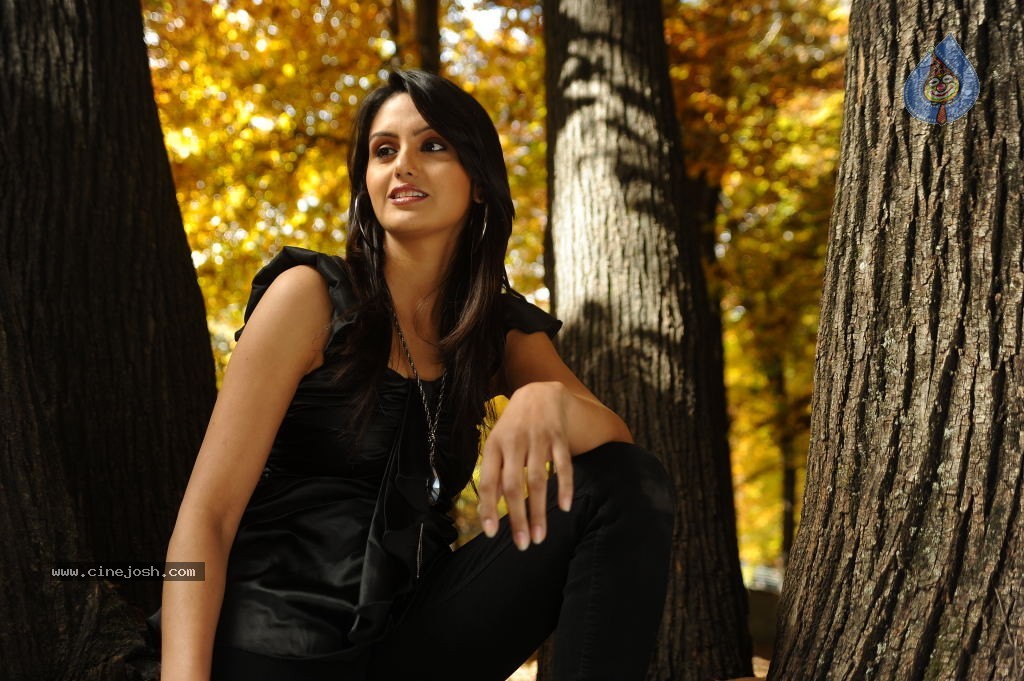 Kulumanali Movie Latest Stills - 80 / 83 photos