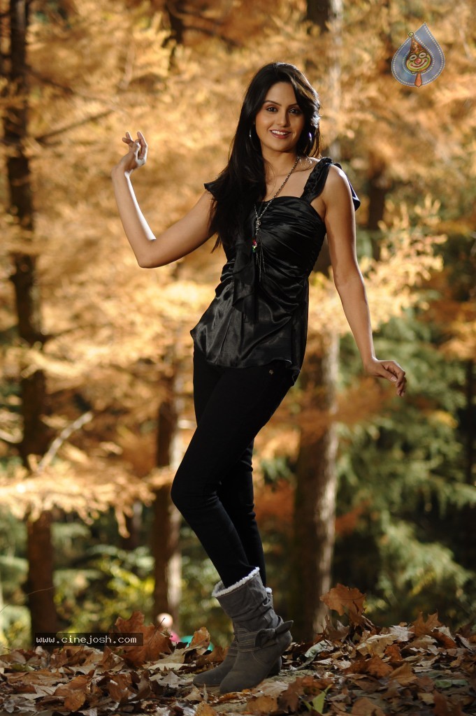 Kulumanali Movie Spicy Stills  - 58 / 123 photos