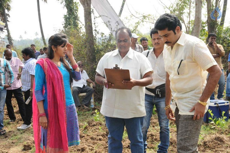 Kundanapu Bomma Film Photos - 1 / 35 photos