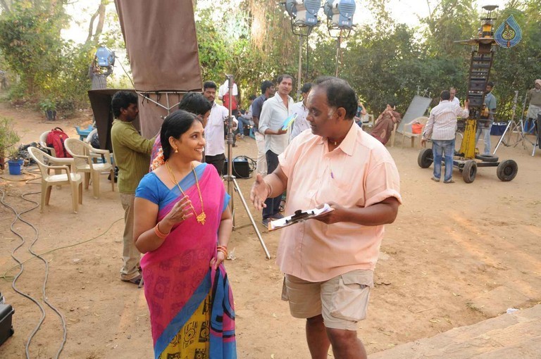 Kundanapu Bomma Film Photos - 25 / 35 photos