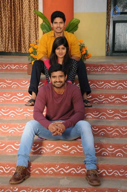 Kundanapu Bomma Film Photos - 32 / 35 photos