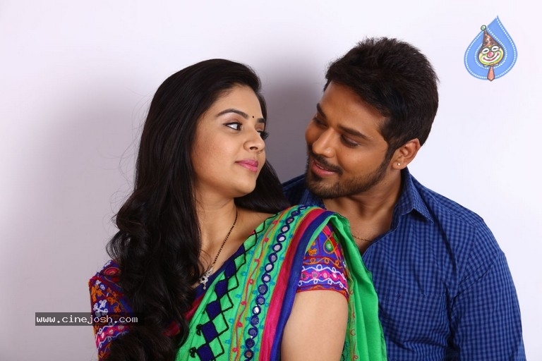 Kutumba Katha Chitram Working Stills - 17 / 63 photos