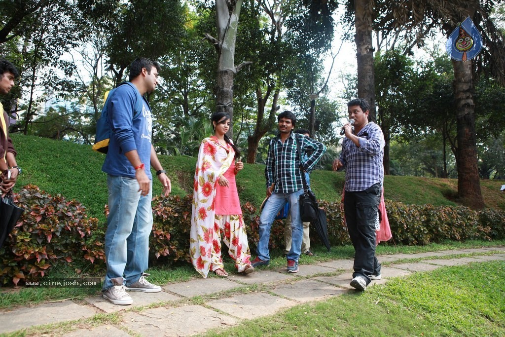 Ladies n Gentlemen Stills n Posters - 7 / 29 photos