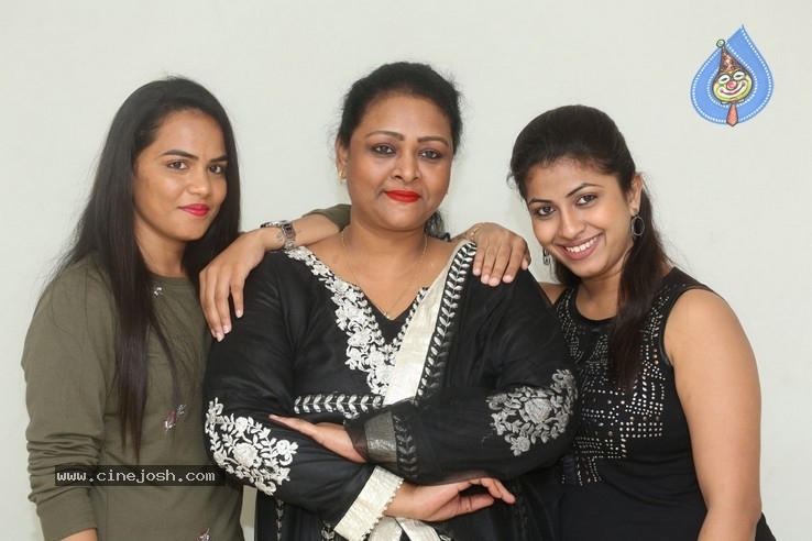 Ladies Not Allowed  Press Meet  - 1 / 14 photos