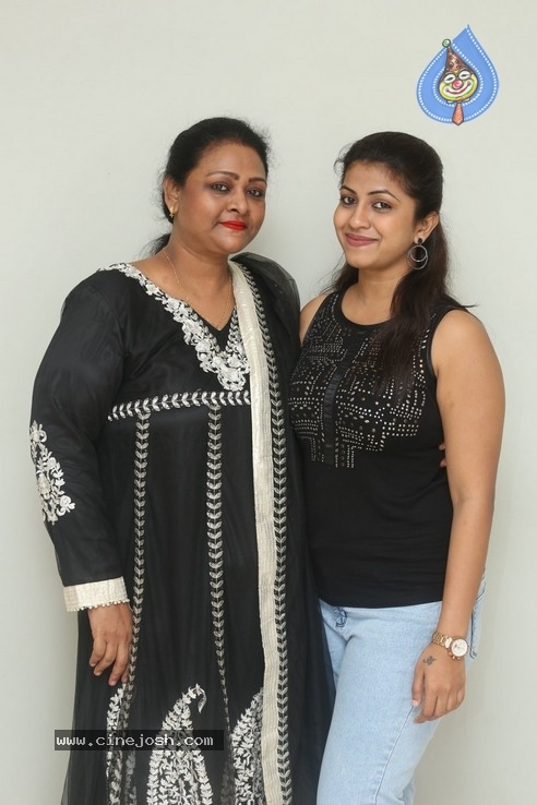 Ladies Not Allowed  Press Meet  - 7 / 14 photos