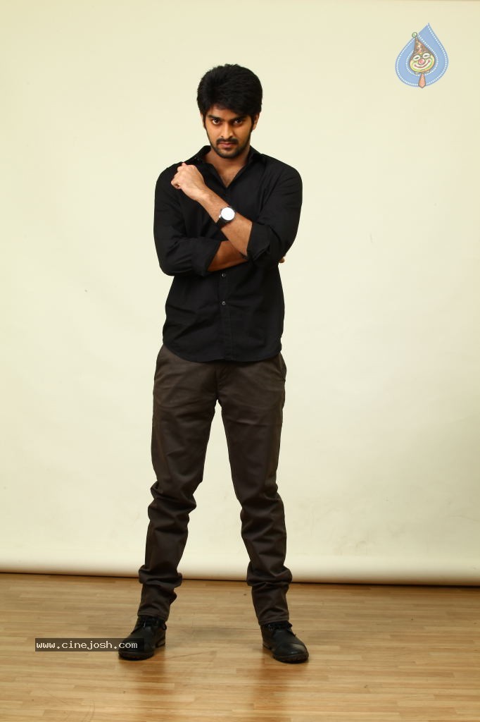 Lakshmi Raave Maa Intiki Movie Stills and Walls - 5 / 27 photos