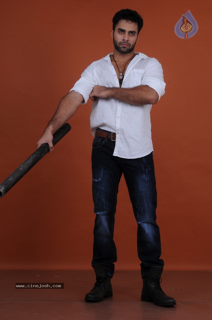 Legend Pictures Movie Stills - 24 / 27 photos