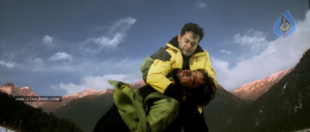 Lemon Movie Stills - 20 / 89 photos