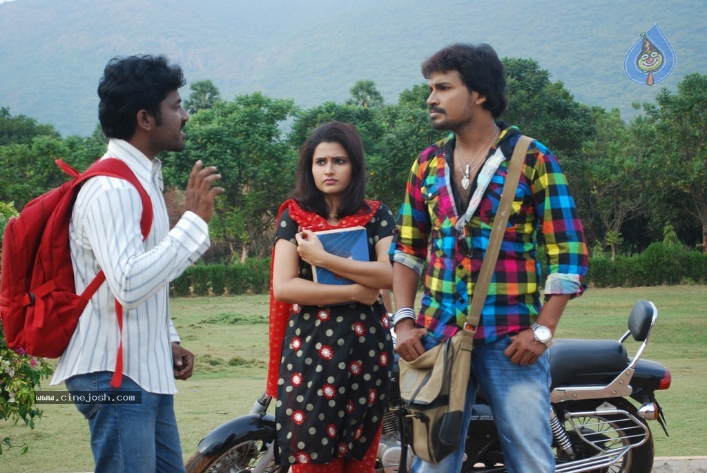 Life Movie Stills n Walls - 90 / 110 photos