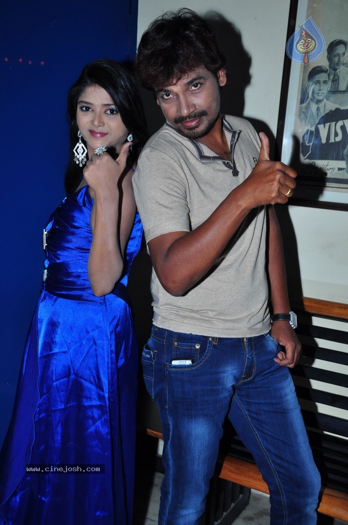 Life Movie Stills n Walls - 92 / 110 photos