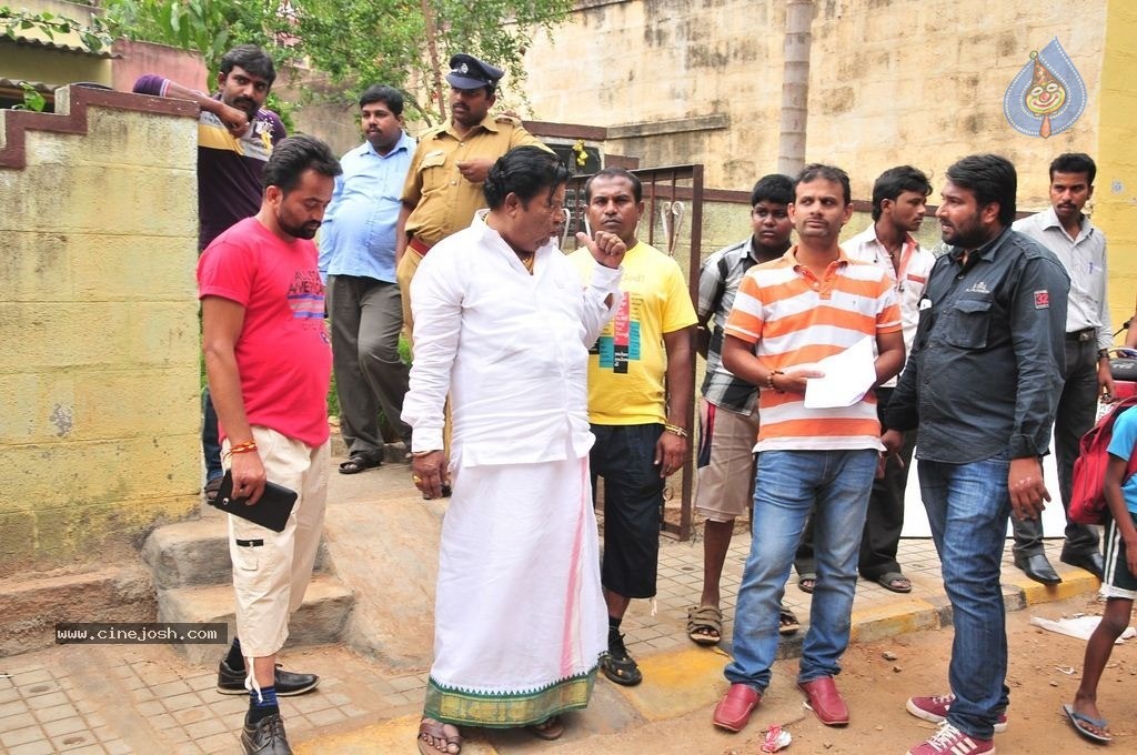 Loduku Pandi Tamil Movie Photos - 42 / 47 photos