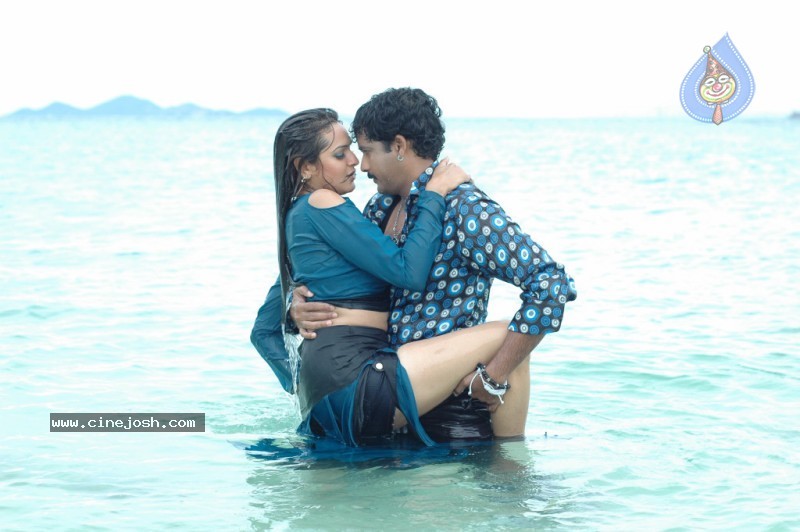 Lokame Kothaga Movie Stills - 10 / 38 photos