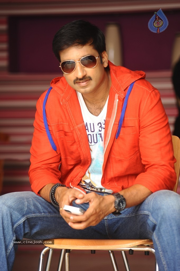 Loukyam Movie New Stills - 3 / 8 photos