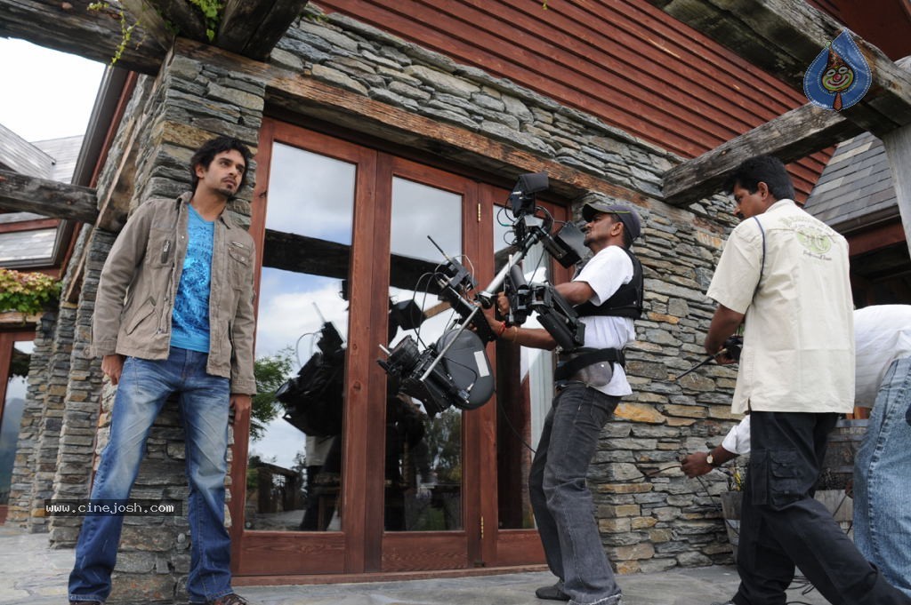 Love 4 Ever Movie Stills - 5 / 40 photos