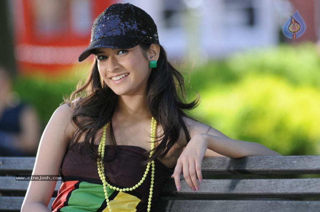 Love 4 Ever Movie Stills - 16 / 40 photos