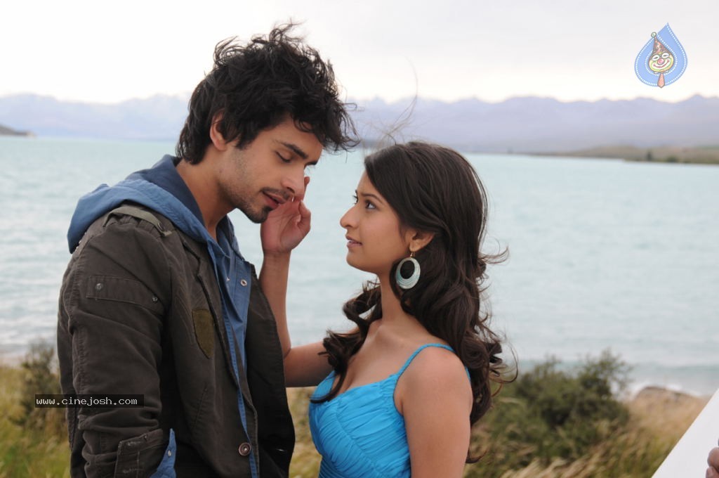 Love 4 Ever Movie Stills - 29 / 40 photos