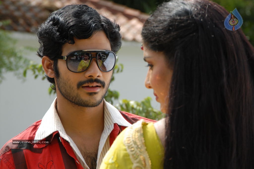 Love Attack Movie Stills - 26 / 63 photos