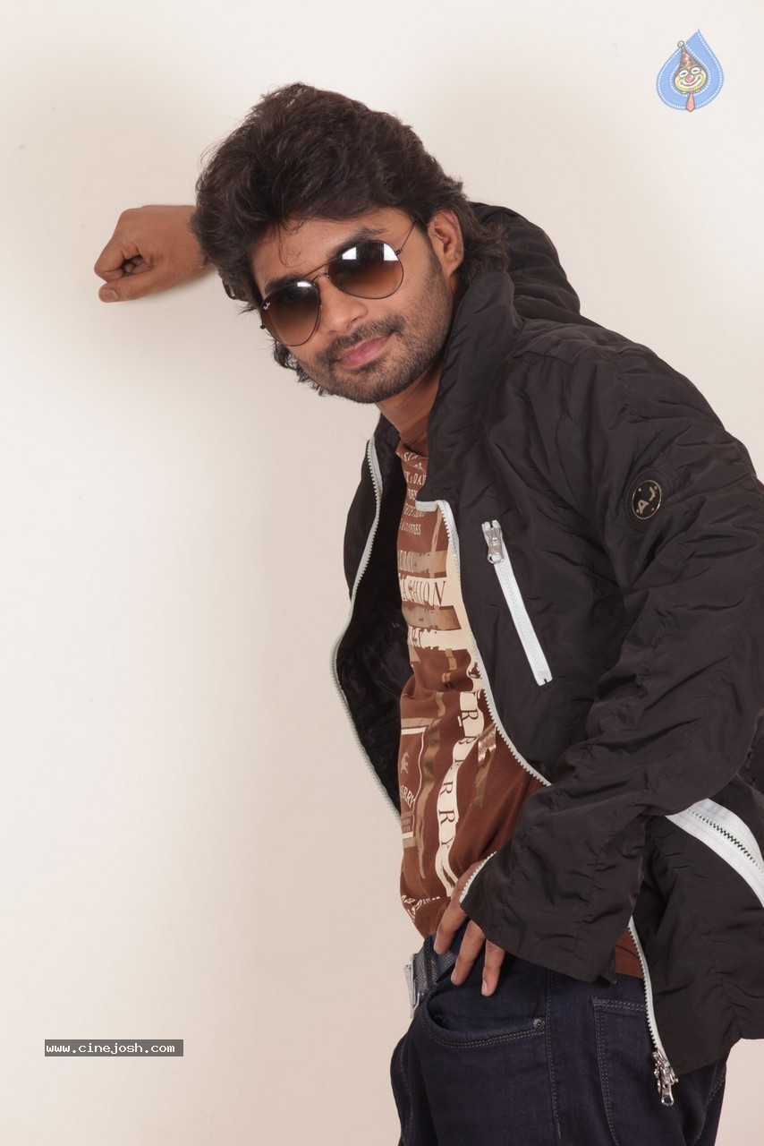 Love Boom Movie Stills - 7 / 70 photos