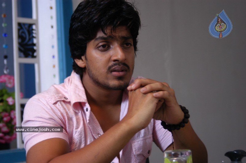 Love Chesthe Movie New Stills - 62 / 111 photos