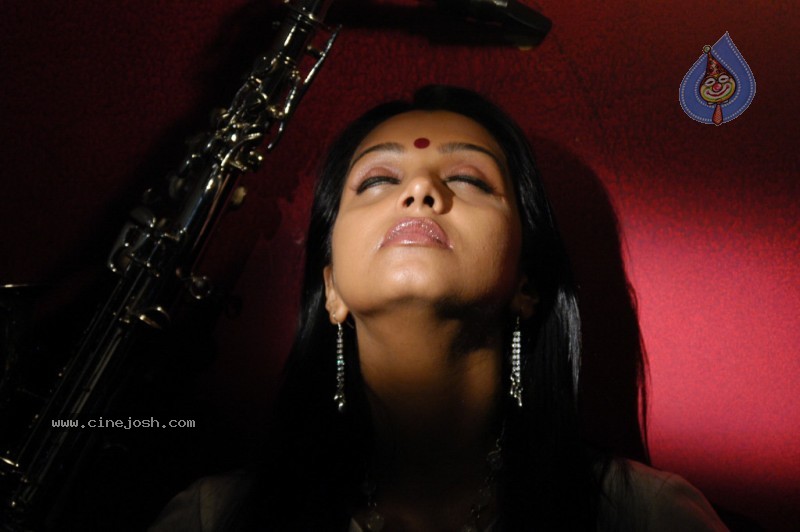 Love Chesthe Movie New Stills - 91 / 111 photos