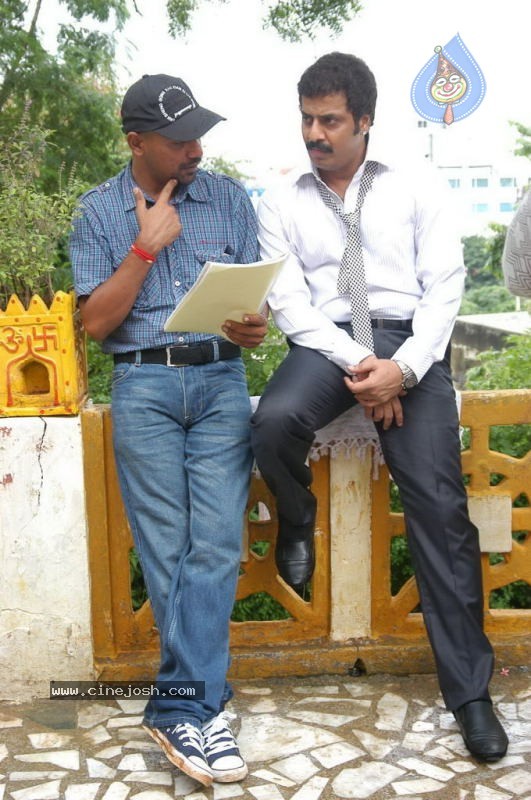 Love Chesthe Movie Stills - 36 / 39 photos