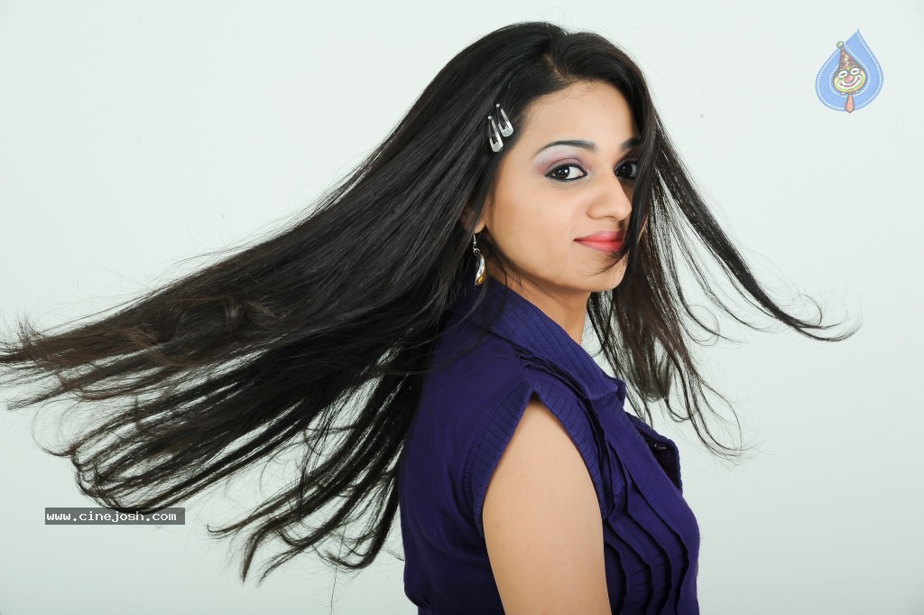 Love Cycle Movie New Stills - 21 / 24 photos