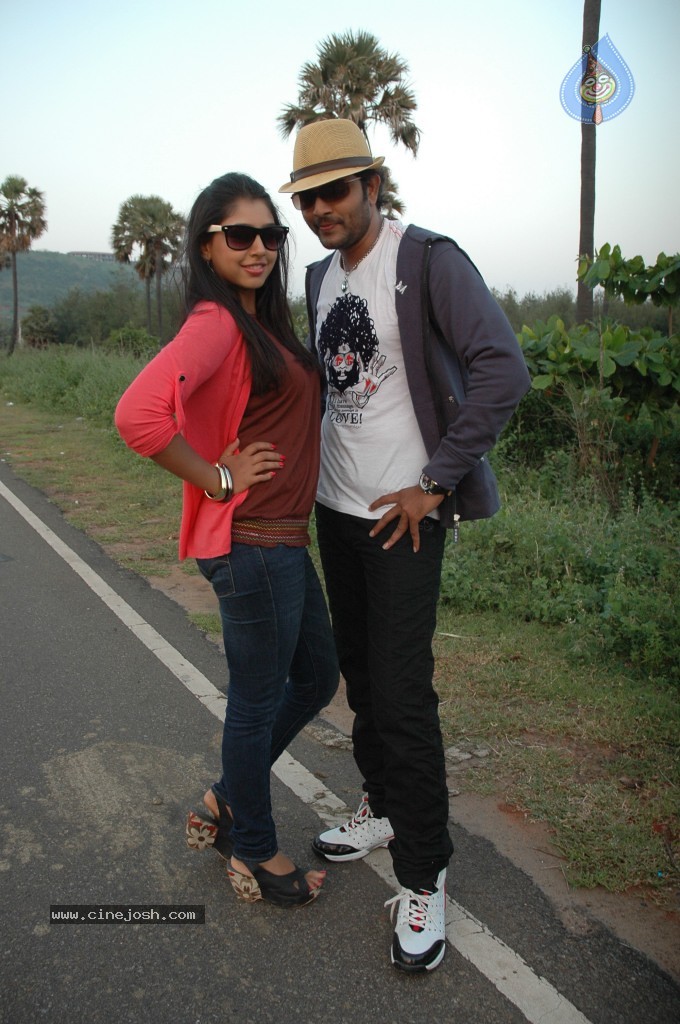 Love dot Com Movie New Gallery - 29 / 116 photos