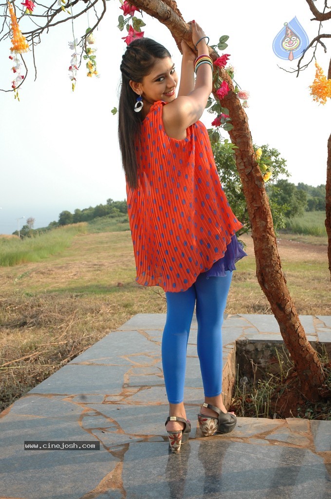 Love dot Com Movie New Gallery - 50 / 116 photos