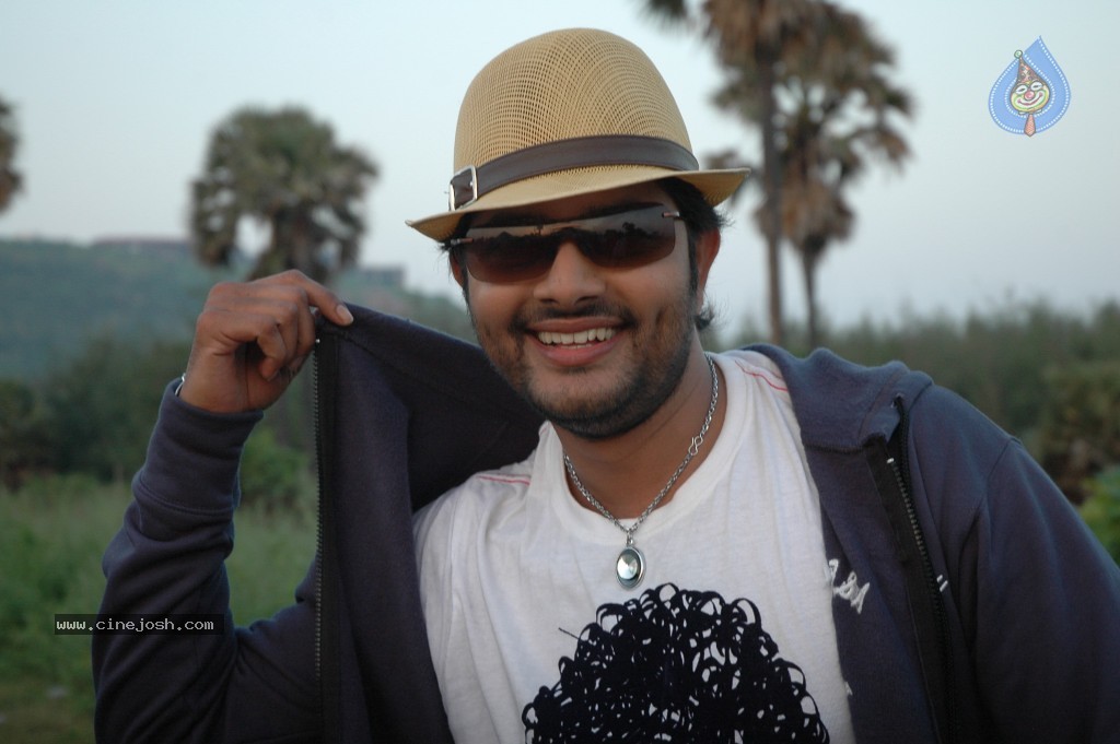 Love dot Com Movie New Gallery - 81 / 116 photos