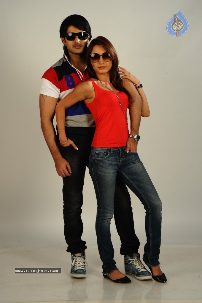 Love Touch Movie Stills - 8 / 9 photos