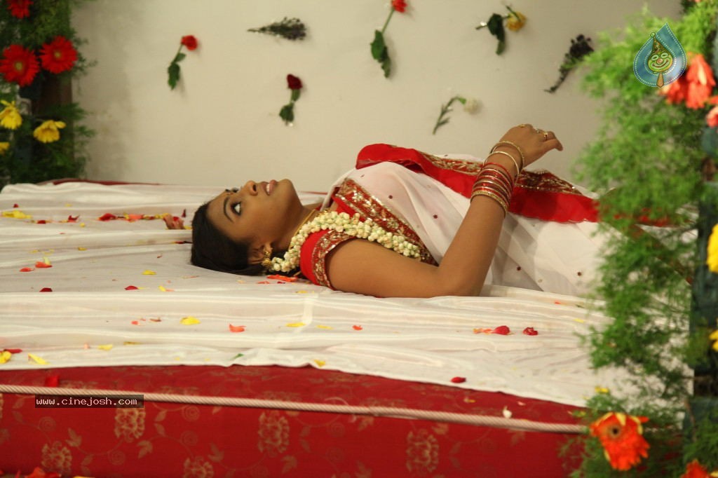 Love U Bangaram Movie New Pics - 29 / 138 photos