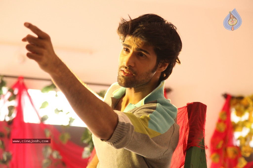 Love U Bangaram Movie New Pics - 56 / 138 photos