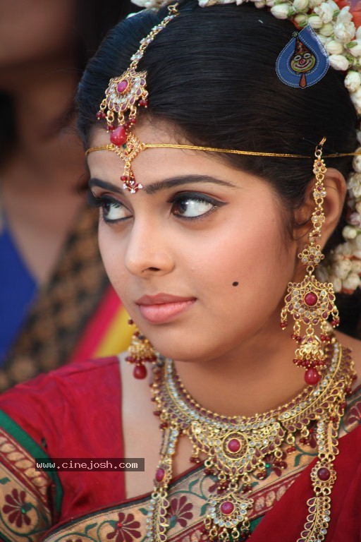 Love U Bangaram Movie New Pics - 122 / 138 photos