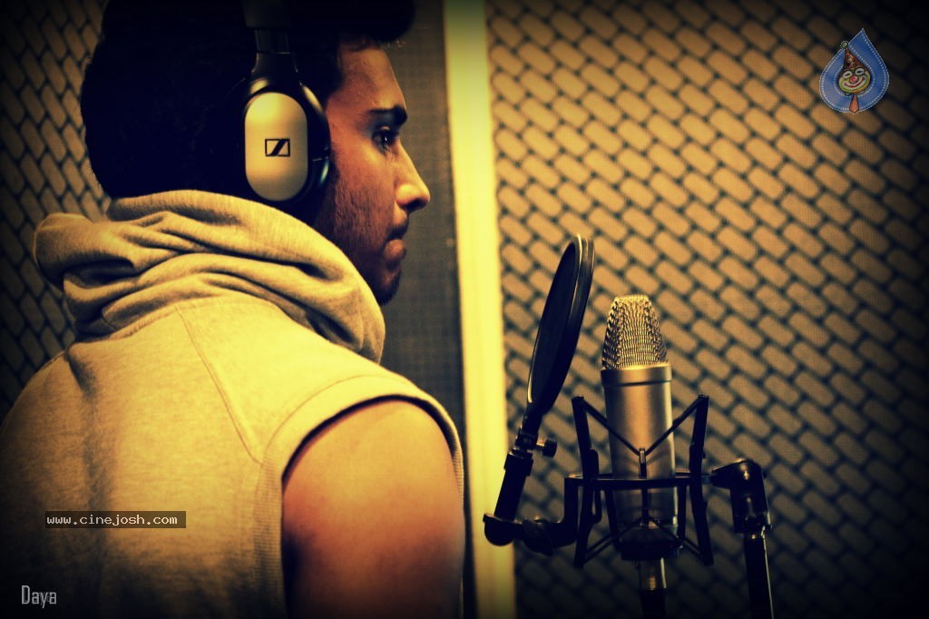 Love Vs Life Movie Stills - 30 / 63 photos