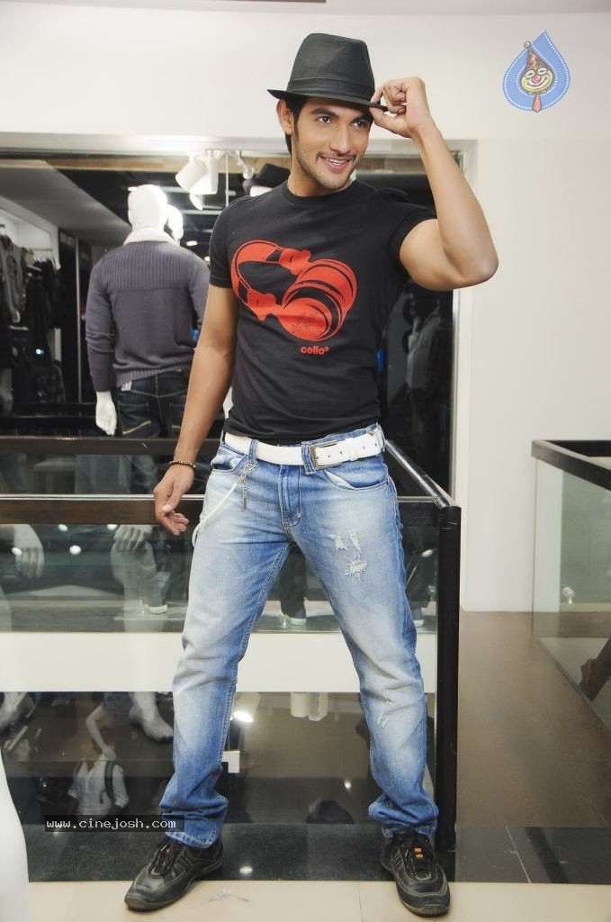 Lovely Movie Latest Stills - 3 / 21 photos