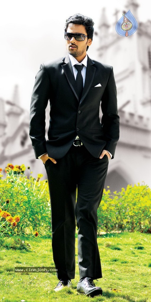 Lovers Movie Stills and Walls - 6 / 14 photos